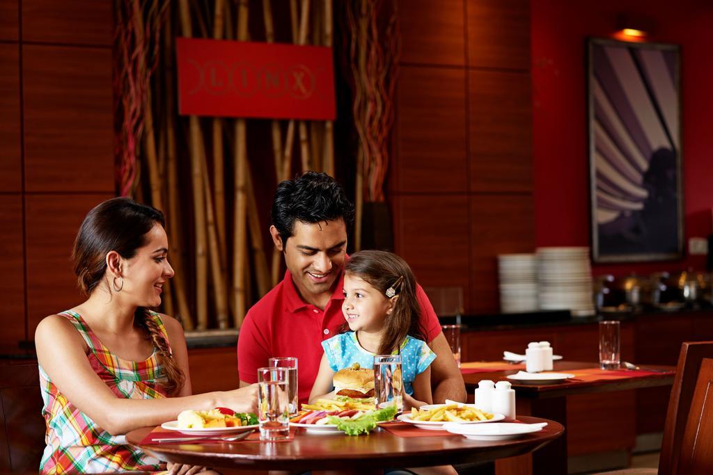 Caspia Hotel New Delhi Exterior photo