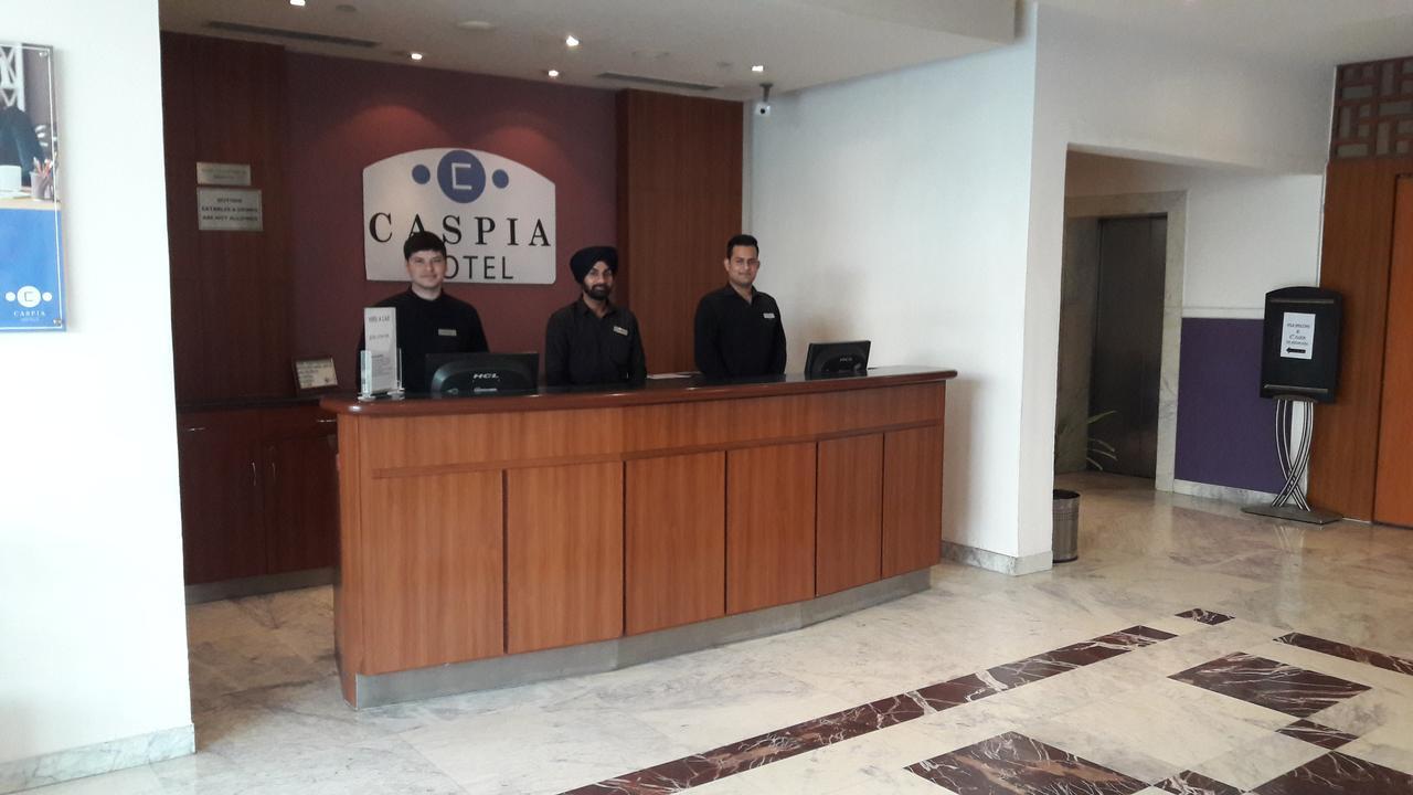 Caspia Hotel New Delhi Exterior photo